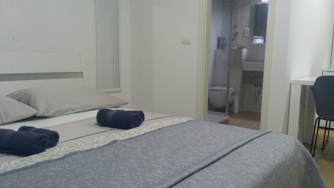 Studio Apartman Adris Hotel Šibenik Екстериор снимка