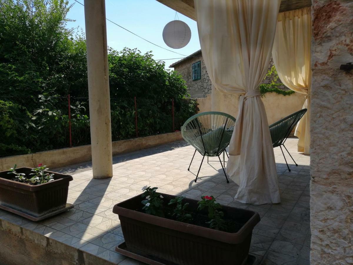 Studio Apartman Adris Hotel Šibenik Екстериор снимка